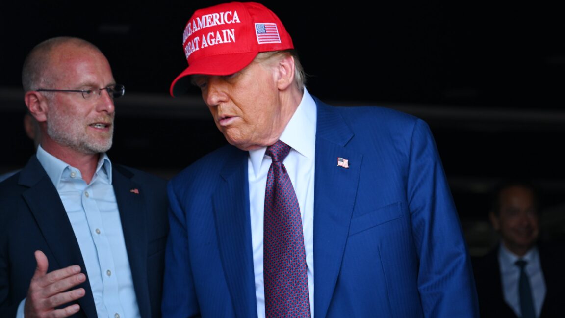 ABC can beat Trump FCC's license threat if owner Disney is willing to fight