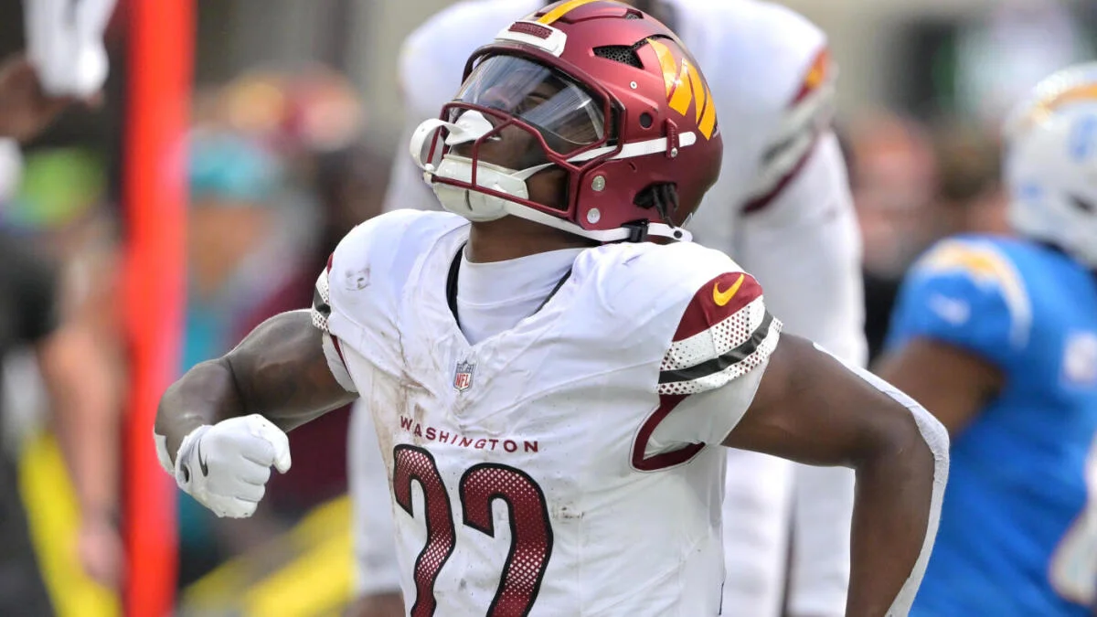Dynasty Fantasy Football Running Back Rankings: Bhayshul Tuten and Jacory Croskey-Merritt could be risers