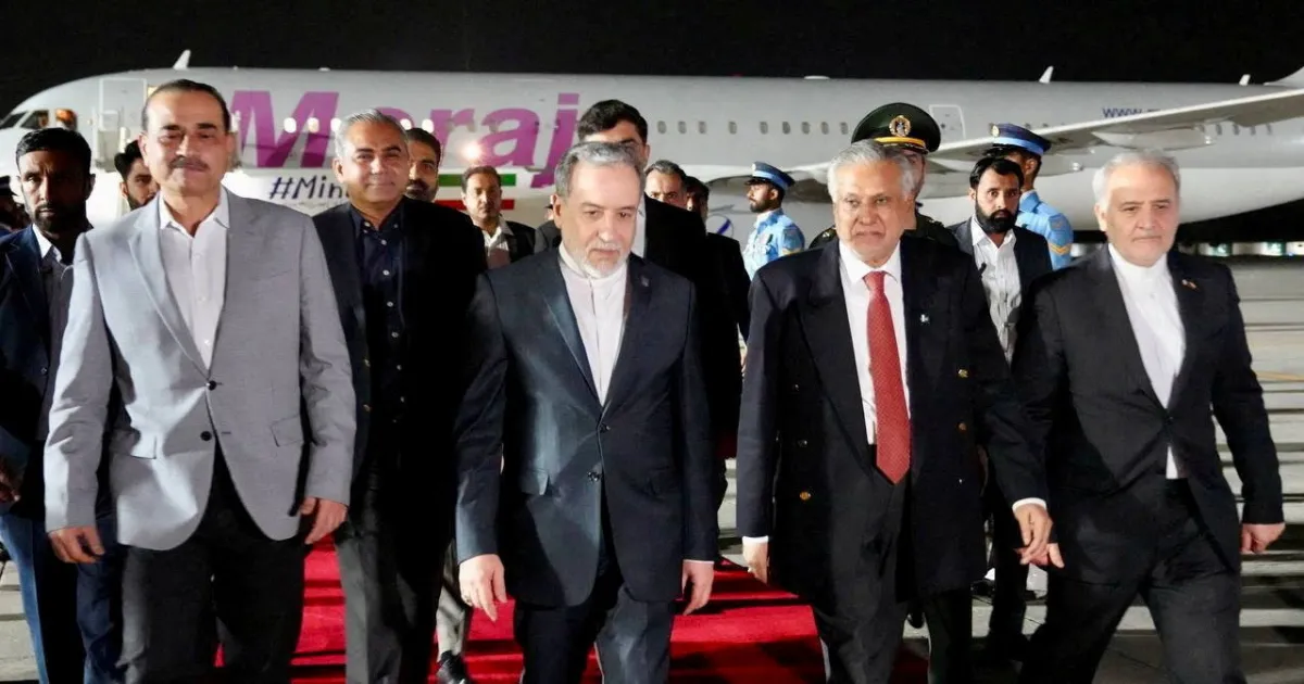 Iran’s foreign minister leaves Pakistan, heads to Russia for more talks