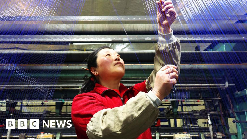 Middle East Conflict Disrupts China's Export-Led Manufacturing Sector