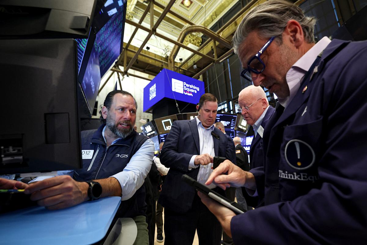 Stock market today: Dow and S&P 500 rise, Nasdaq recovers as 'Magnificent 7' results lift AI hopes
