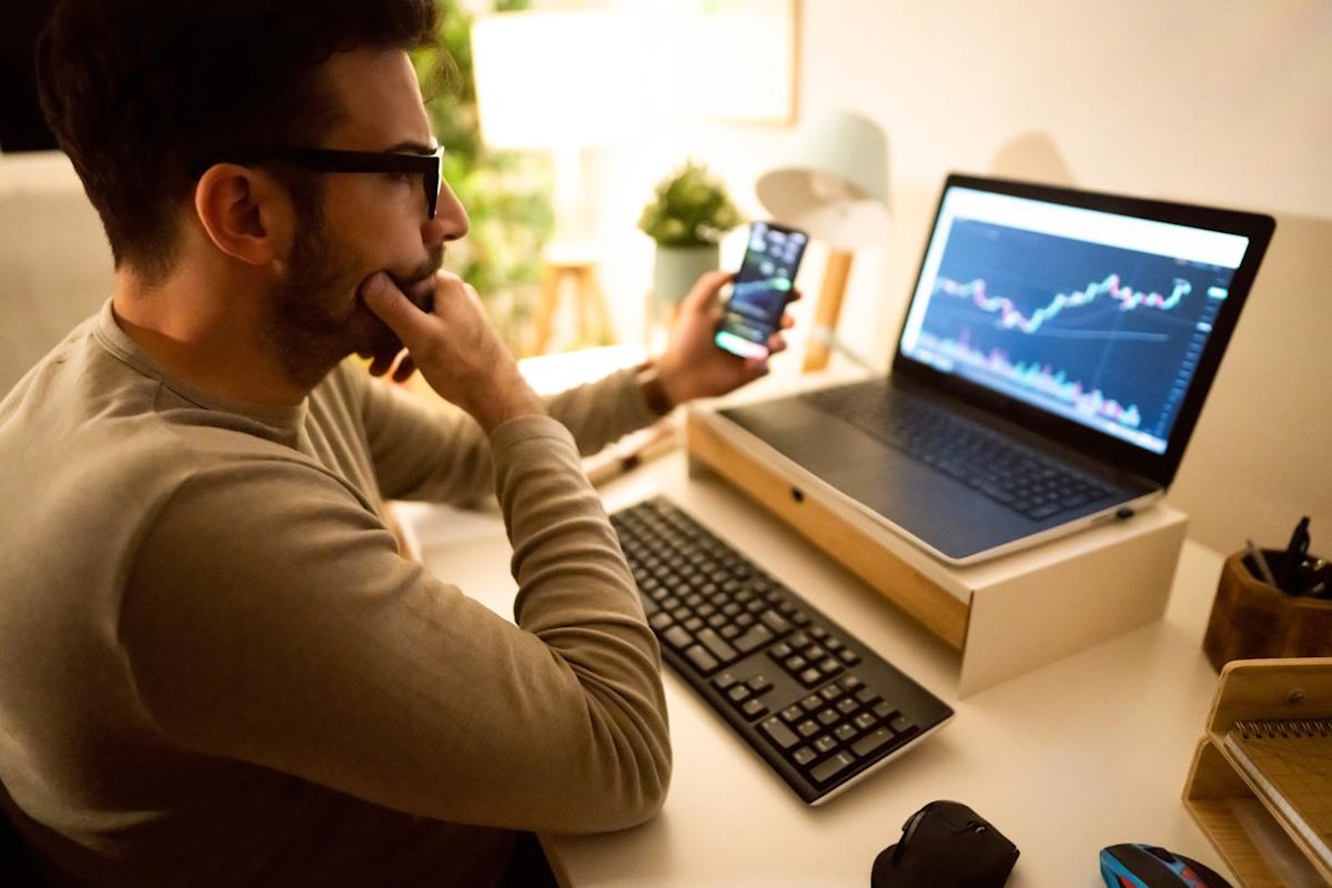 1 Glorious Growth Stock Down 68% to Buy Hand Over Fist, According to Wall Street