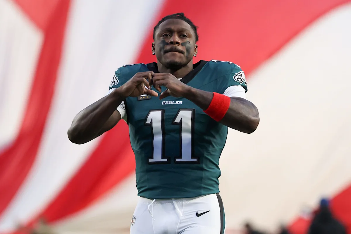 AJ Brown 'knows where his future is headed' amid trade rumors, NFL insider says