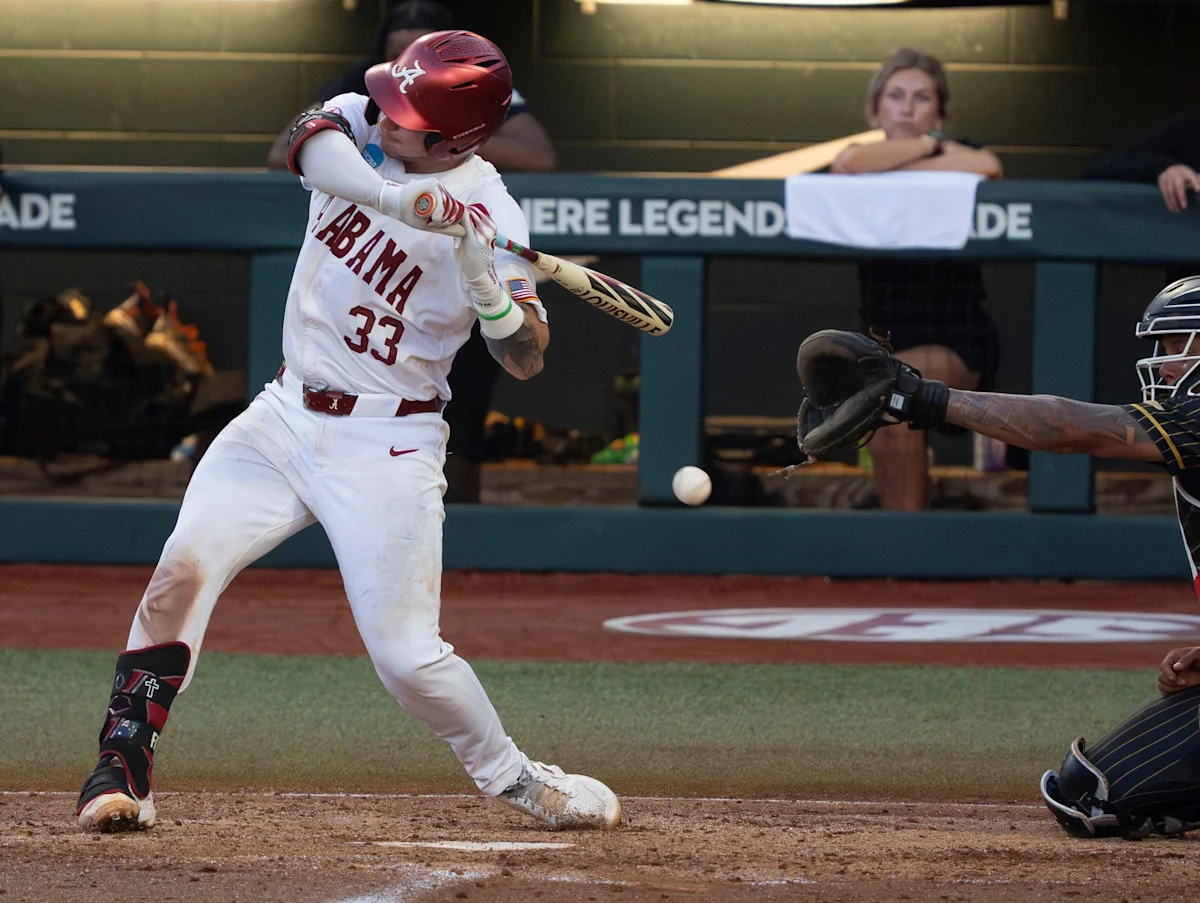 Alabama baseball injury scare sparks debate on NCAA Tournament rule