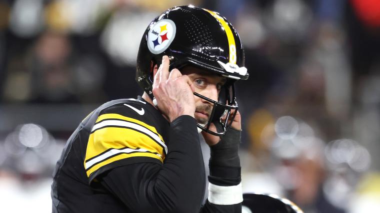 Analyst reveals why Steelers are right to want Aaron Rodgers return