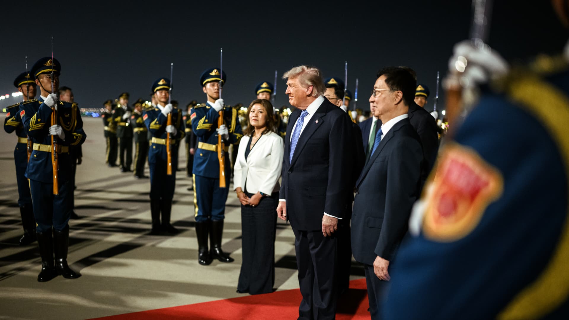Asia-Pacific stocks trade mixed as Trump lands in Beijing for high-stakes Xi meeting