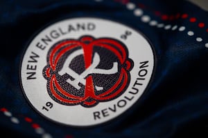 Carles Gil scores two late goals as Revolution extend unbeaten run to 7 with 2-1 victory over Union