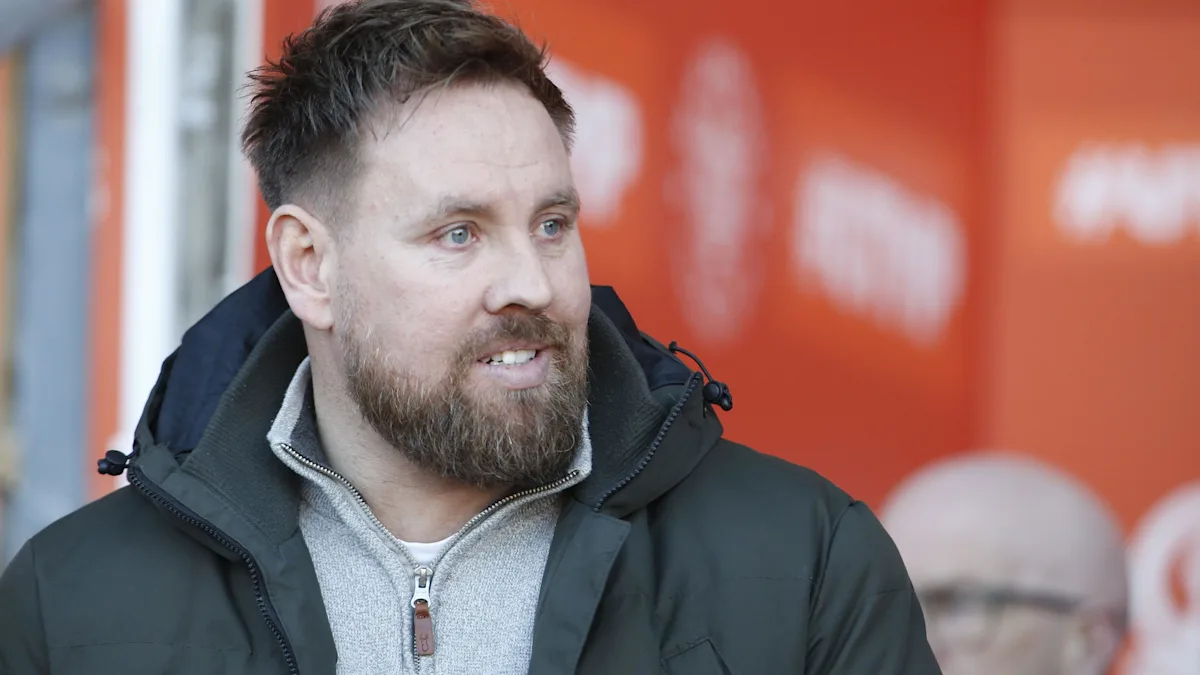 Carlisle appoint Elliot to replace departed Hughes