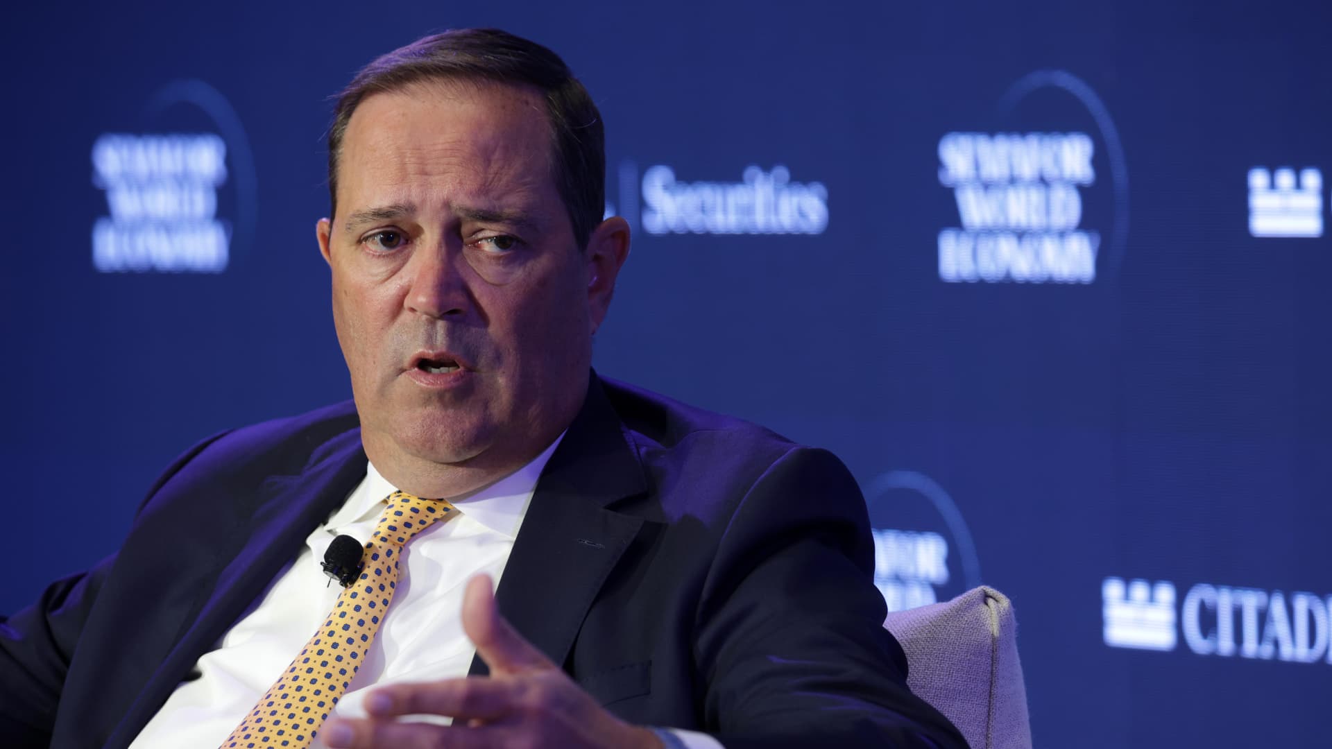 Cisco's stock pops 15% on surging AI orders, as company says it's cutting almost 4,000 jobs
