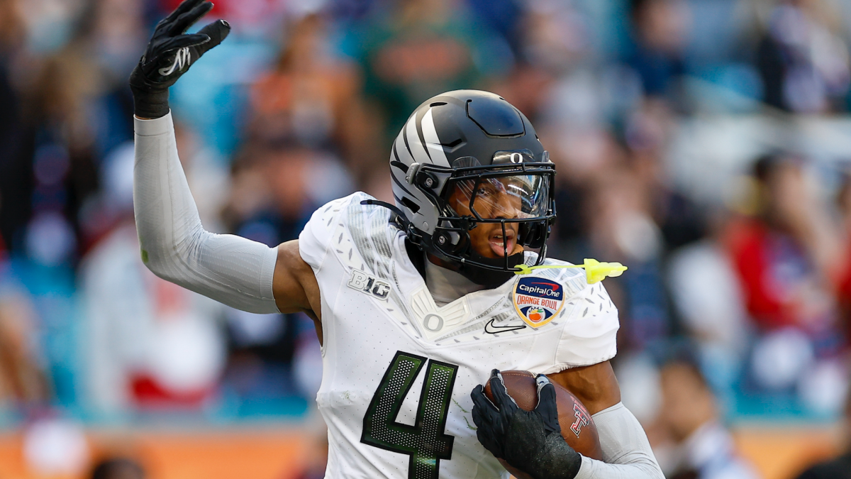 
                        College football's second-year stars: Sophomore standouts that will define the 2026 playoff race
                    