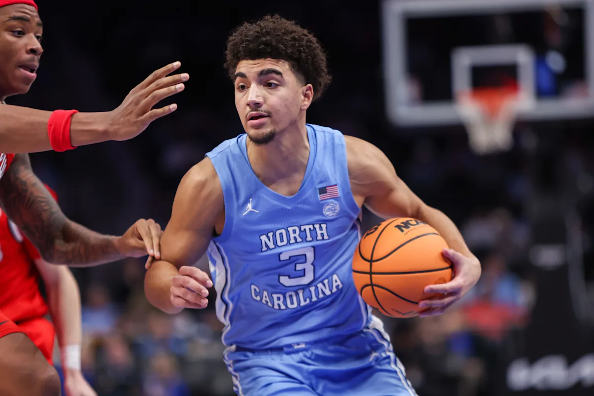 Derek Dixon reveals interesting note about Arizona's pursuit of him