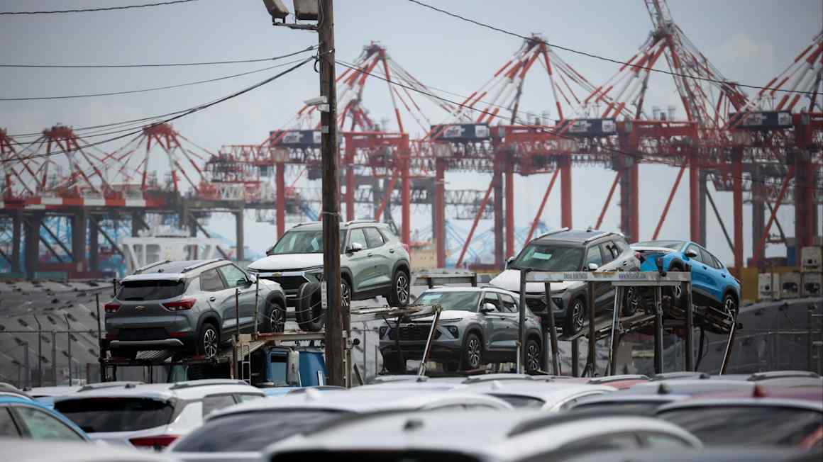 Detroit carmakers warn of $5bn commodities shock due to Iran war