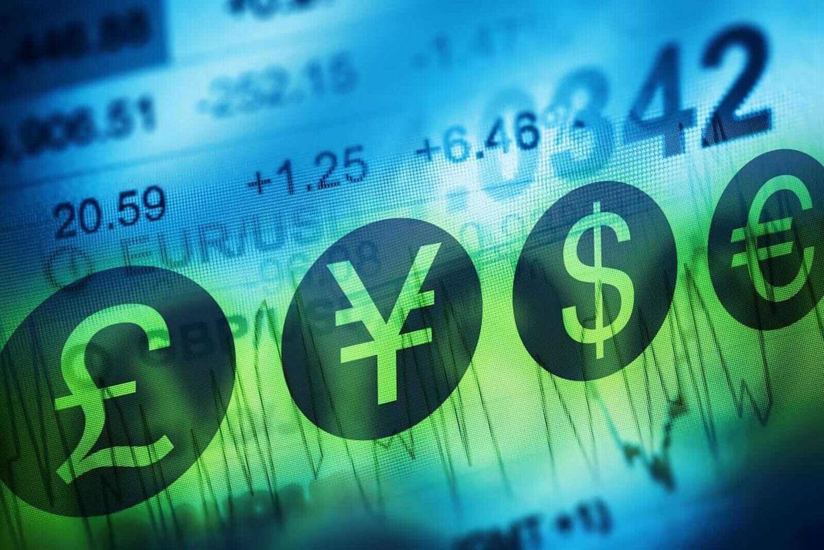 Dollar Falls as the Yen Rallies on Intervention Talk