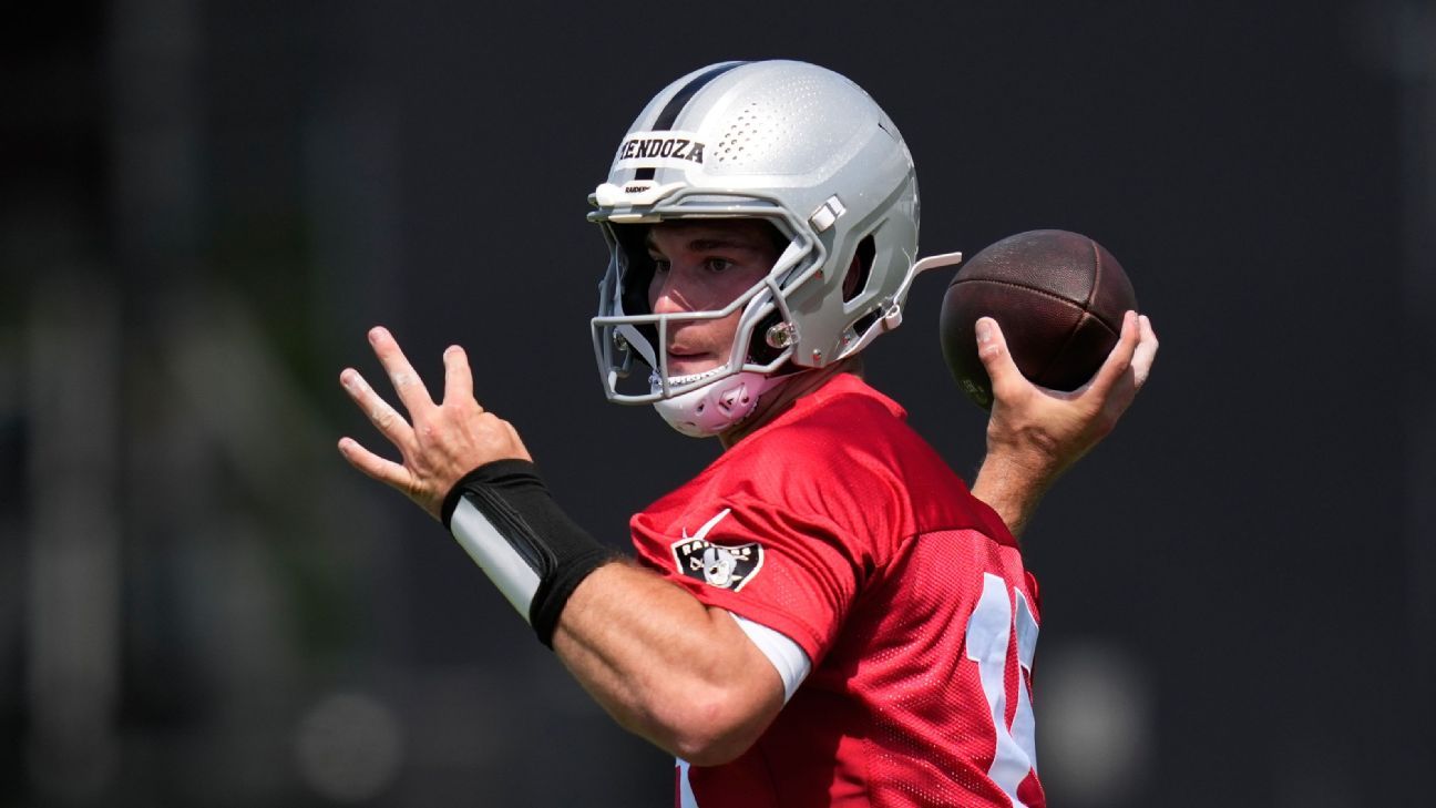 Early NFL awards favorites, long shots: Which rook...