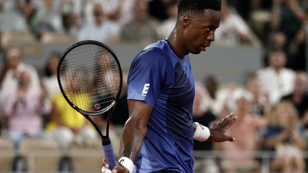 France's Monfils eliminated in first round for final French Open