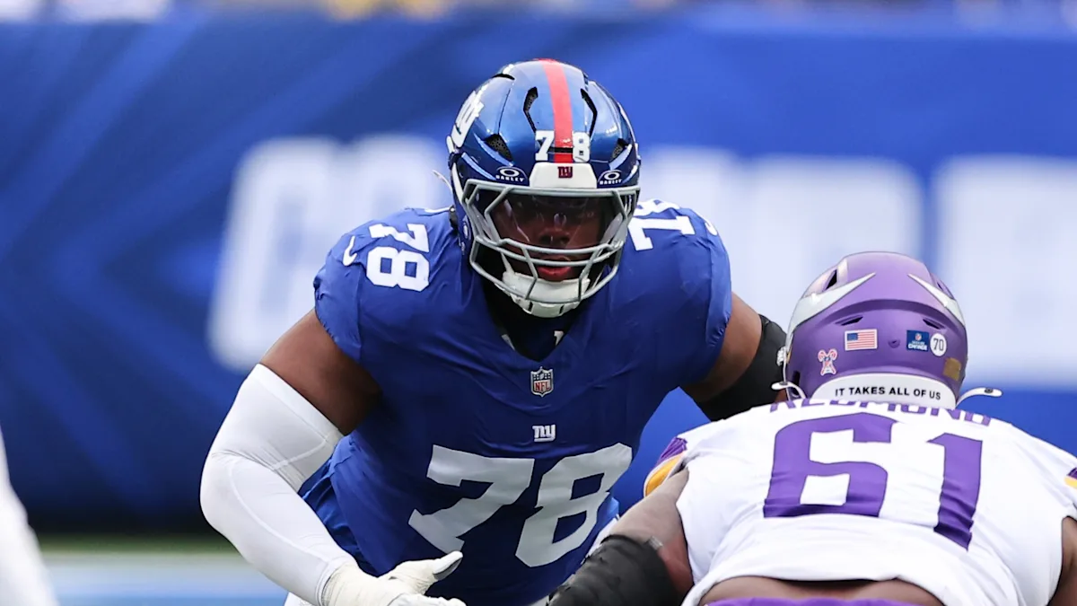 Giants managing LT Andrew Thomas' offseason reps