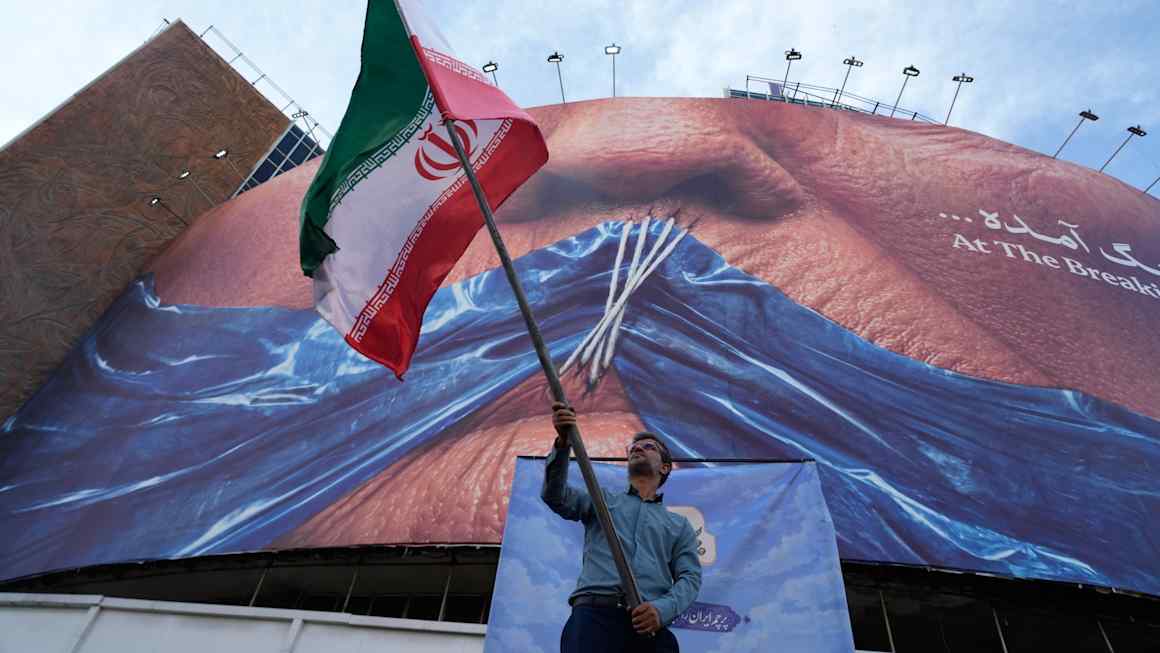 Global bonds tumble on fears of inflation shock from Iran war