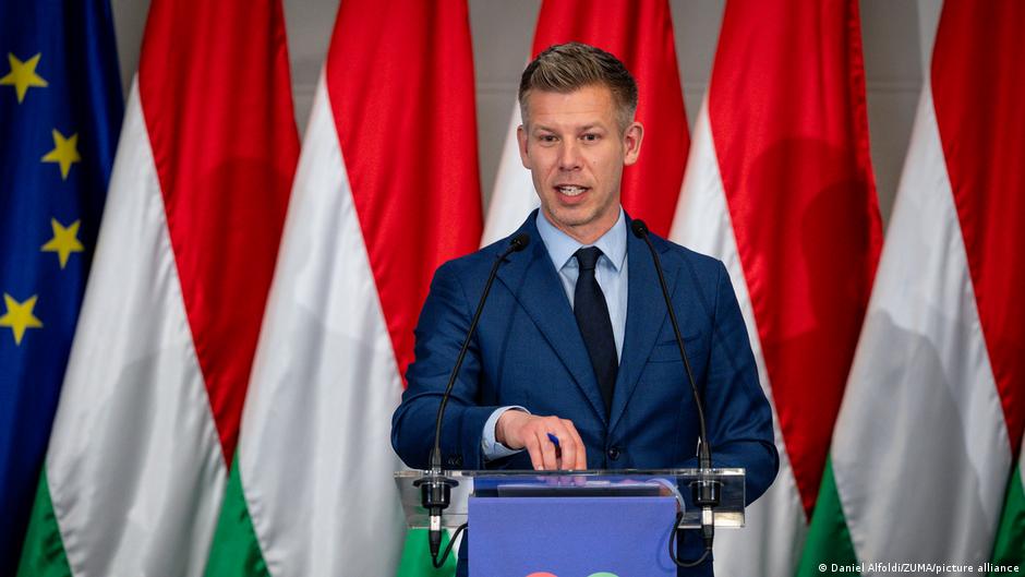 Hungary's new government pushes for euro by 2030