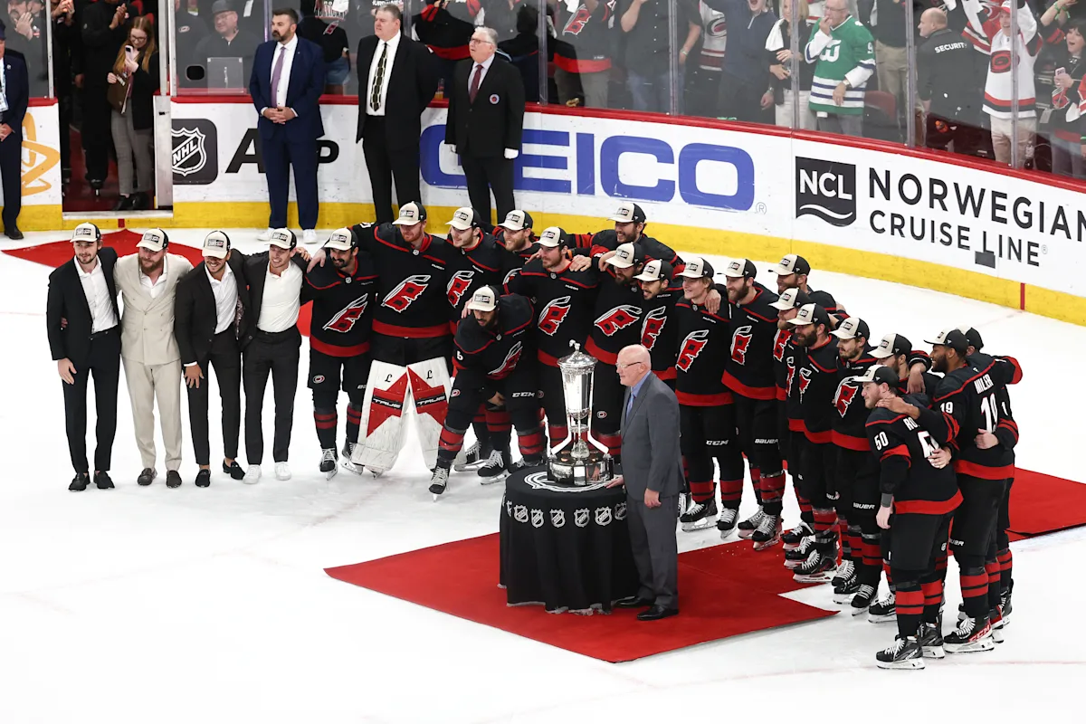 Hurricanes choose to not touch Prince of Wales trophy after win over Canadiens