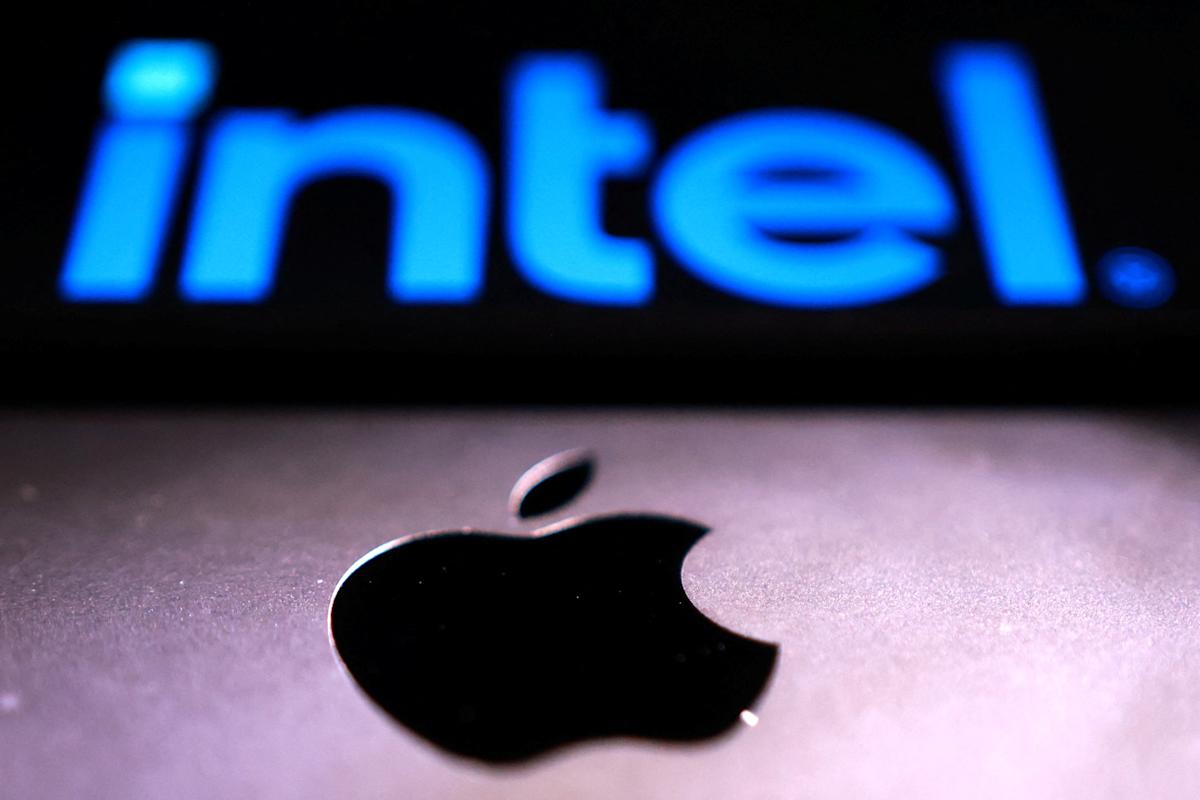 Intel stock hits fourth straight record high as Apple report fuels chip rally
