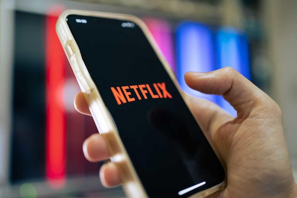 Is Wall Street Bullish or Bearish on Netflix Stock?