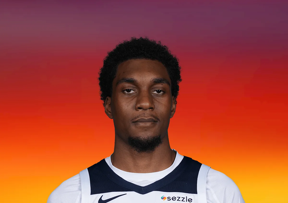 Jaden McDaniels scores career-high 32, Wolves top Nuggets 110–98 to reach West semis