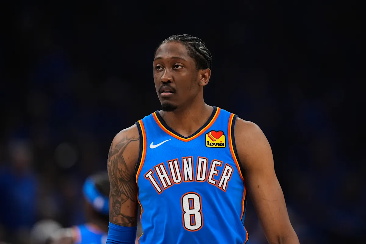 Jalen Williams leaves Thunder-Spurs Game 2 with apparent hamstring injury