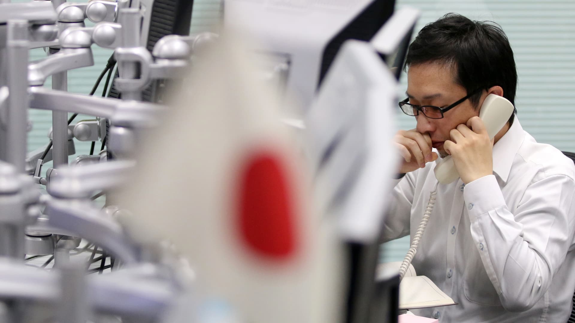 Japan’s Nikkei 225 tops 65,000 for first time as oil falls on Hormuz reopening hopes
