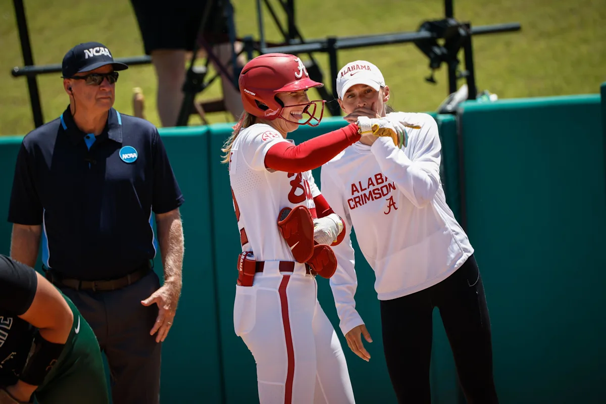 Jocelyn Briski Sends Alabama Softball to the Winner’s Bracket of the Tuscaloosa Regional