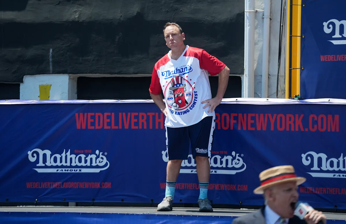 Joey Chestnut pleads guilty to misdemeanor battery after slapping patron at bar