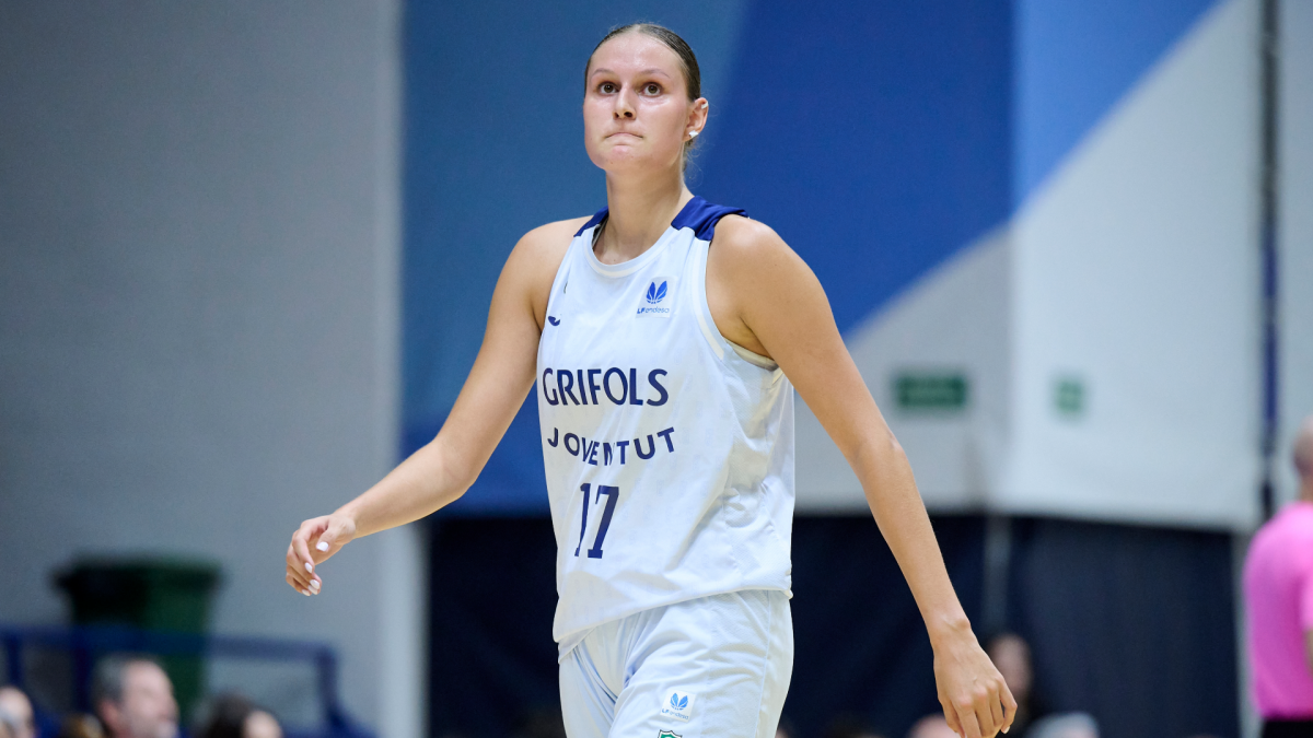 Kentucky signs Ajša Sivka: No. 10 pick in 2025 WNBA Draft heads to school after sitting out Sky's season