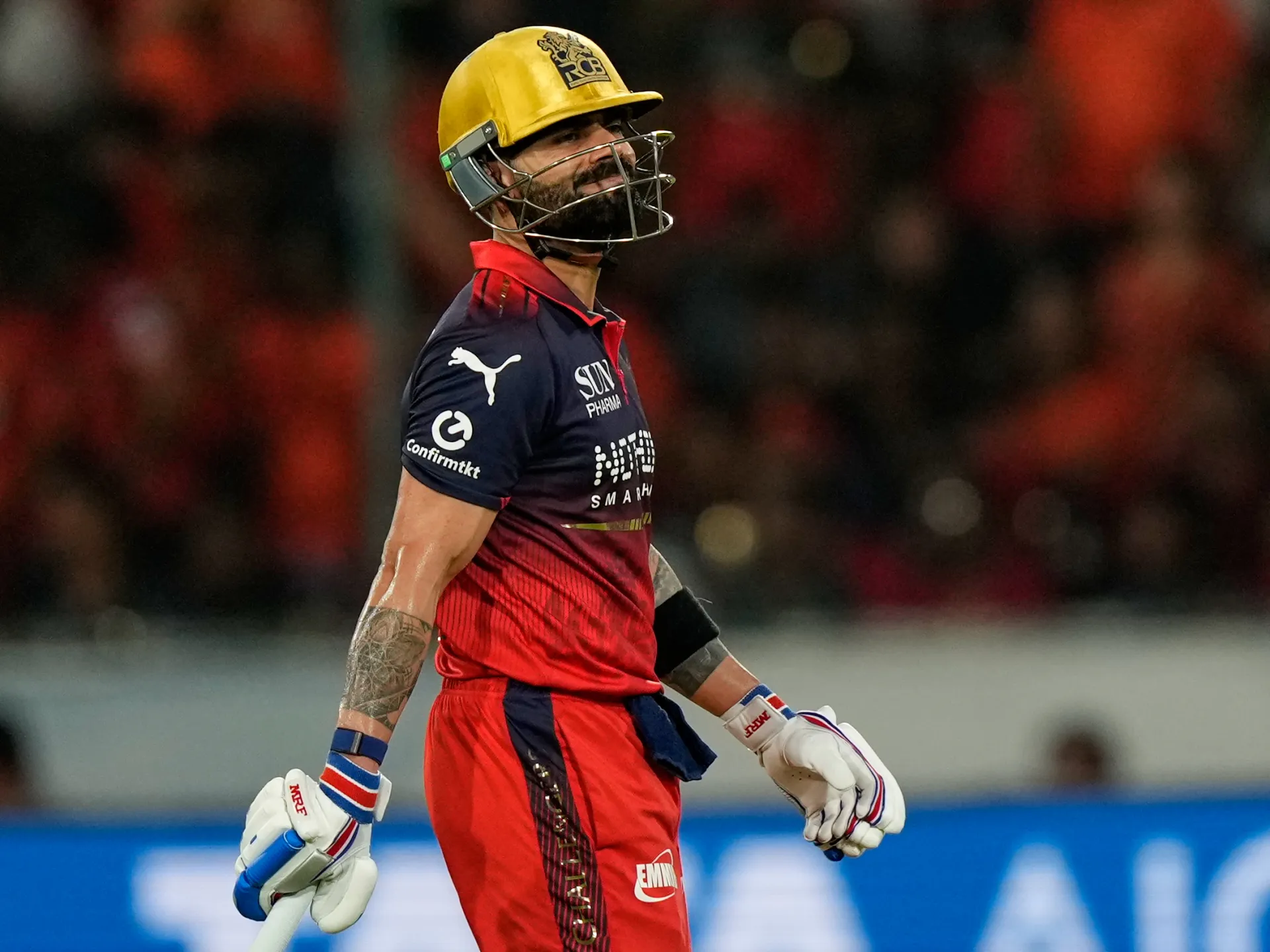 Kohli refuses Head handshake after heated Hyderabad-Bengaluru clash in IPL