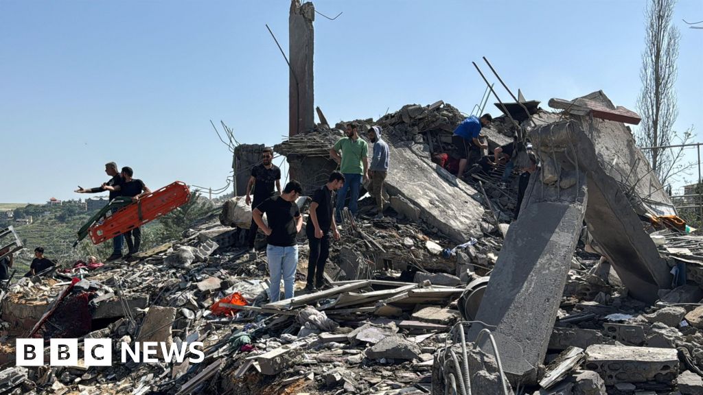 Lebanon says Israeli strikes killed 39