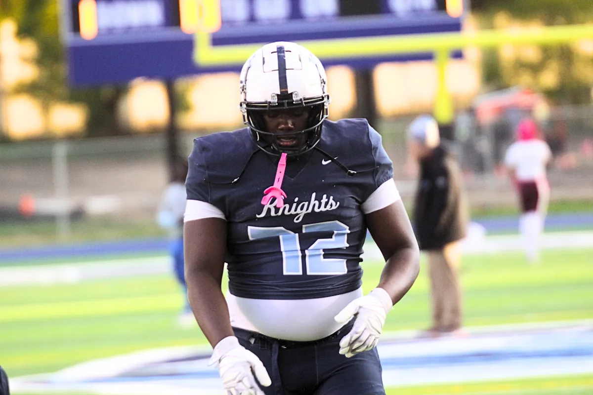 Michigan football lands in-state four-star lineman