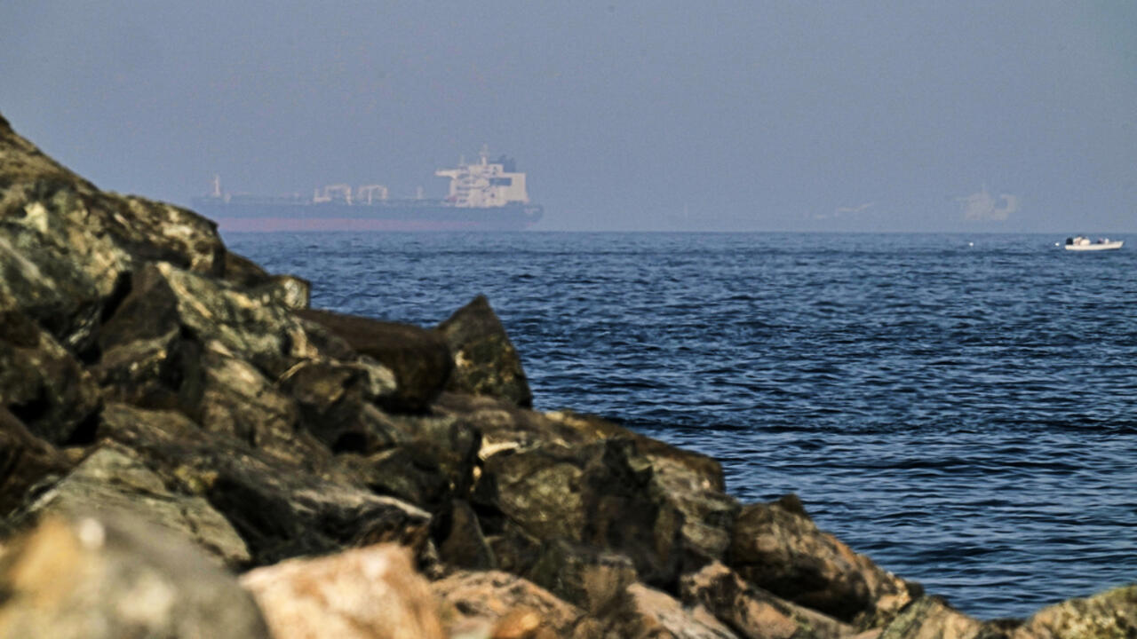 Middle East war live: US and Iran accuse each other of ceasefire violations in Strait of Hormuz