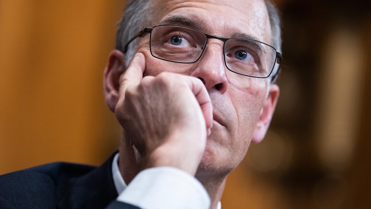 Moody's Mark Zandi says job growth has declined since Trump's tariffs — and warns a recession may be next