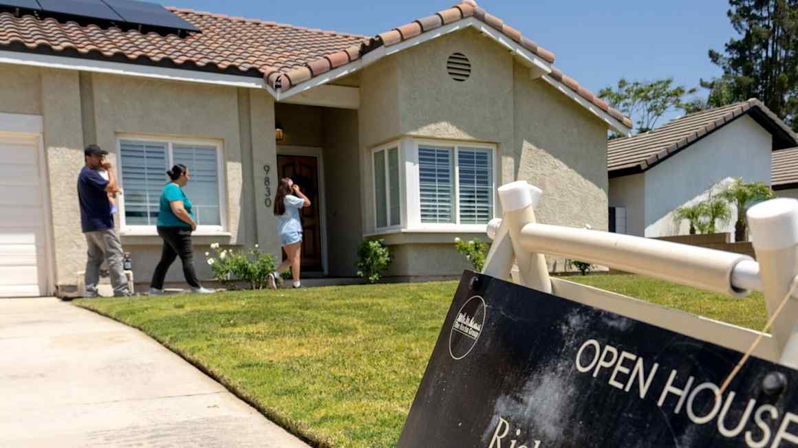 Mortgage costs rise sharply on Middle East conflict