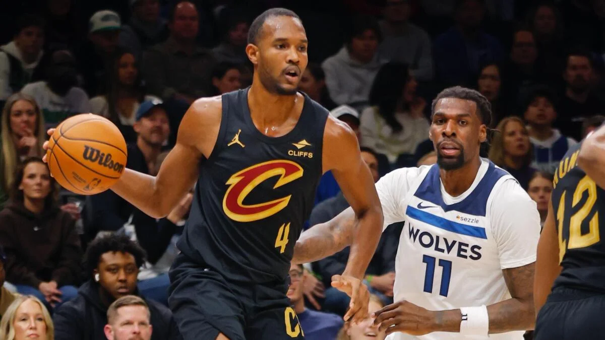 
                        NBA player prop picks, odds: Three best 2026 NBA Playoffs prop bets for Cavaliers vs. Knicks, Game 2
                    