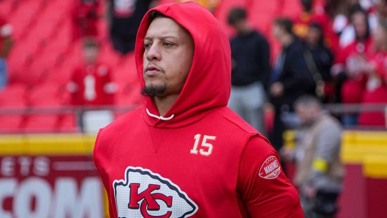 Patrick Mahomes return talk heats up but one big red flag remains