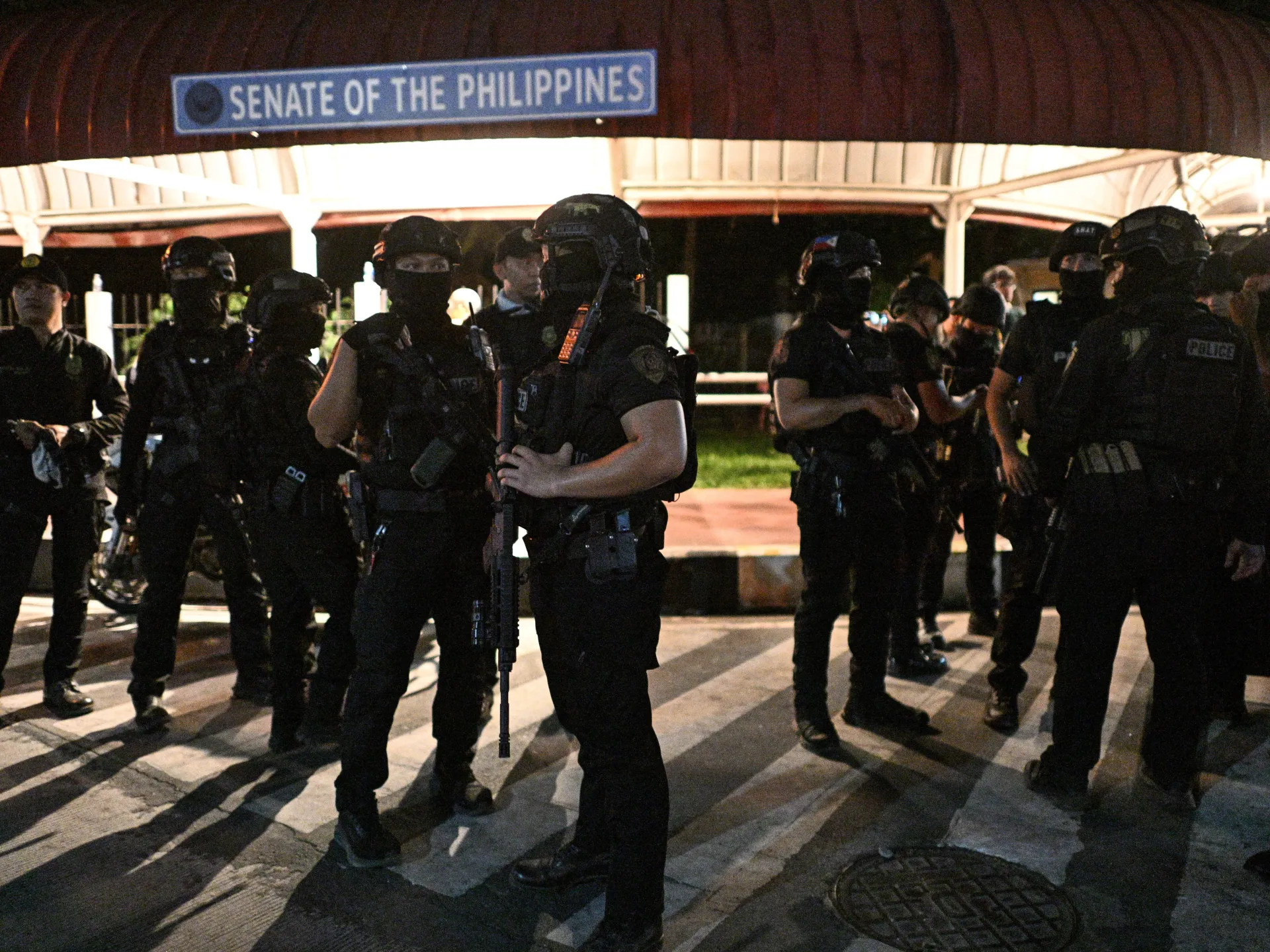 Philippines vows to hand fugitive senator to ICC following shootout
