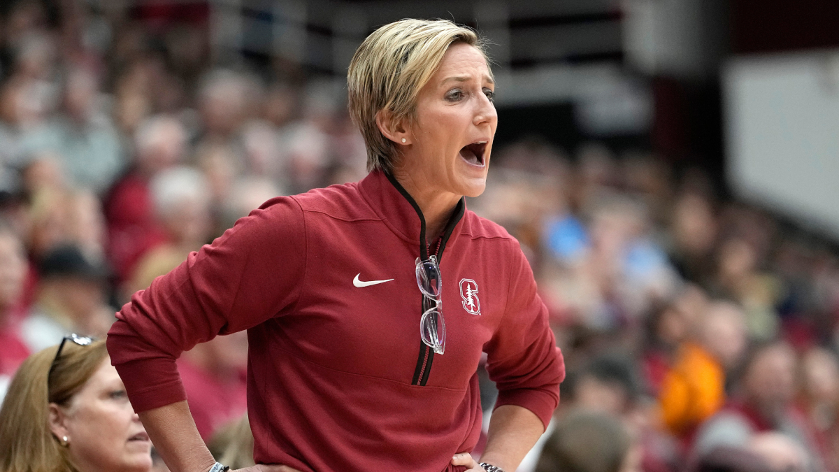 
                        Report: Stanford women's basketball coach accused of fostering 'toxic' environment amid player exodus
                    