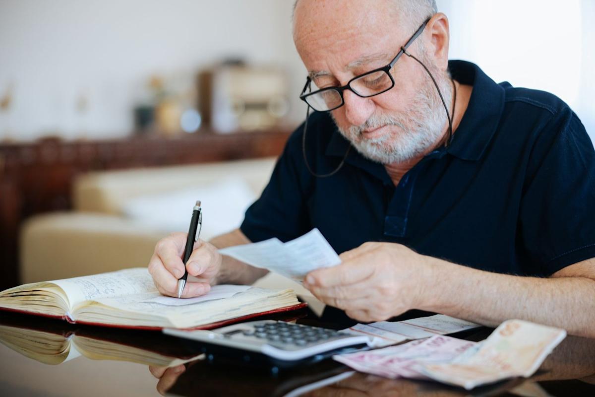 Retirees: 3 High-Yielding Dividend Stocks That Can Add Plenty of Passive Income and Reduce Your Portfolio's Risk