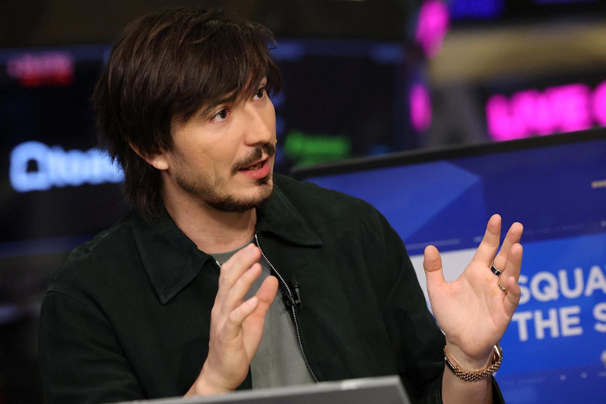 Robinhood stock is surging — and bitcoin isn't the reason this time