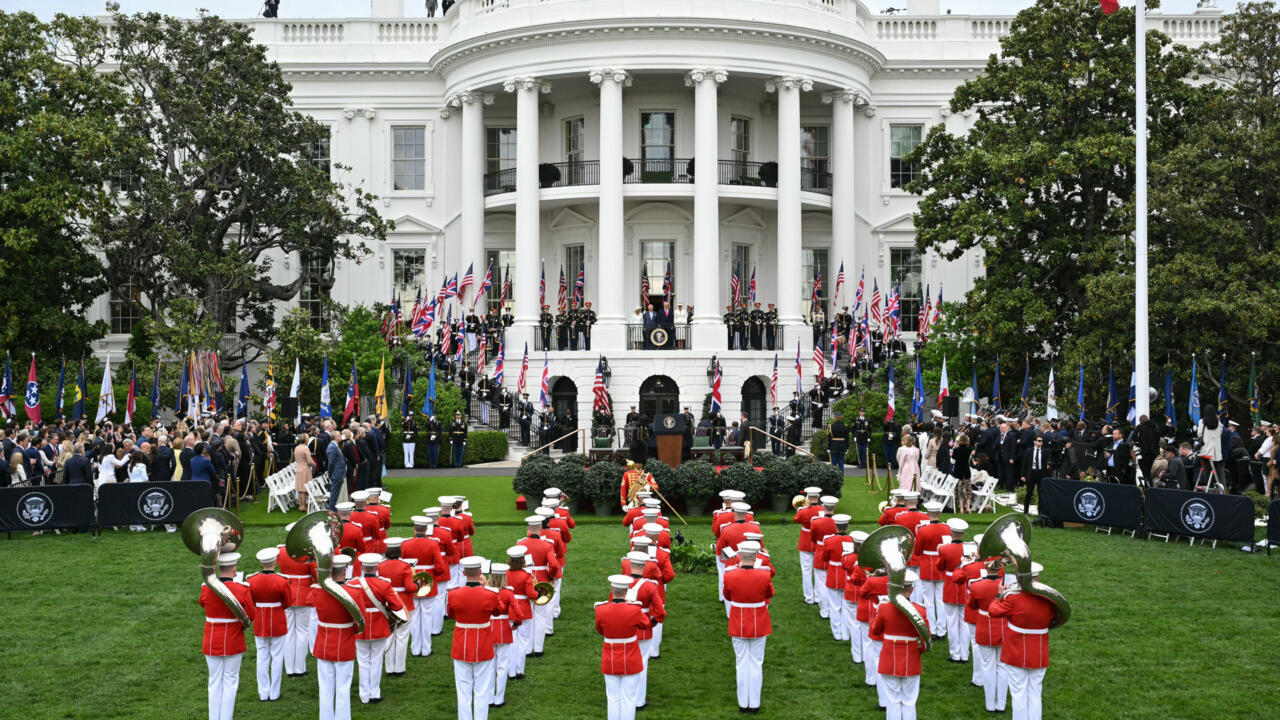 Secret Service shoots armed suspect near White House after brief lockdown