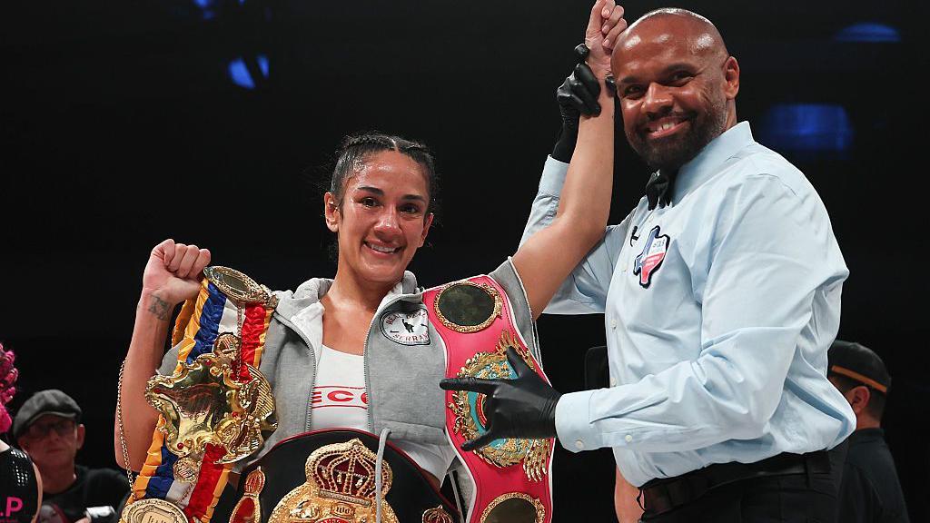 Serrano equals knockout record with Hanson victory