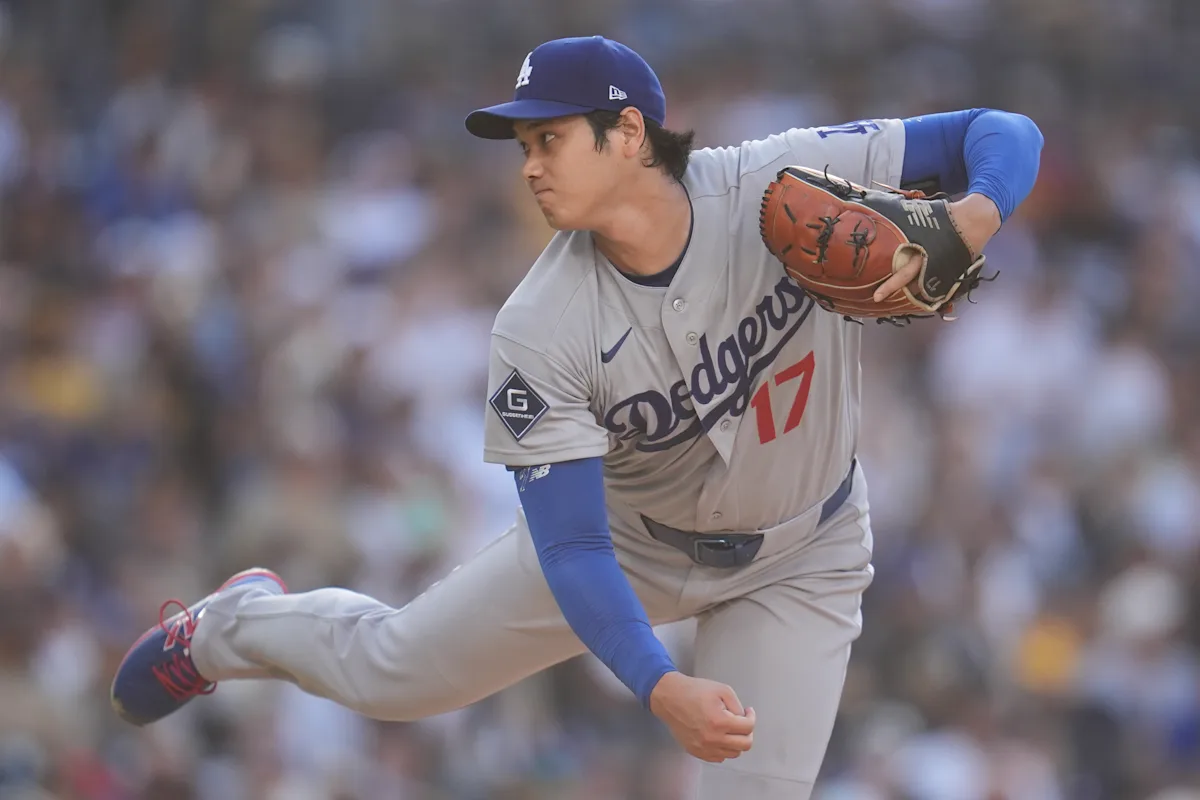 Shohei Ohtani homers on first pitch, then throws 5 sharp innings in Dodgers' 4-0 win over Padres