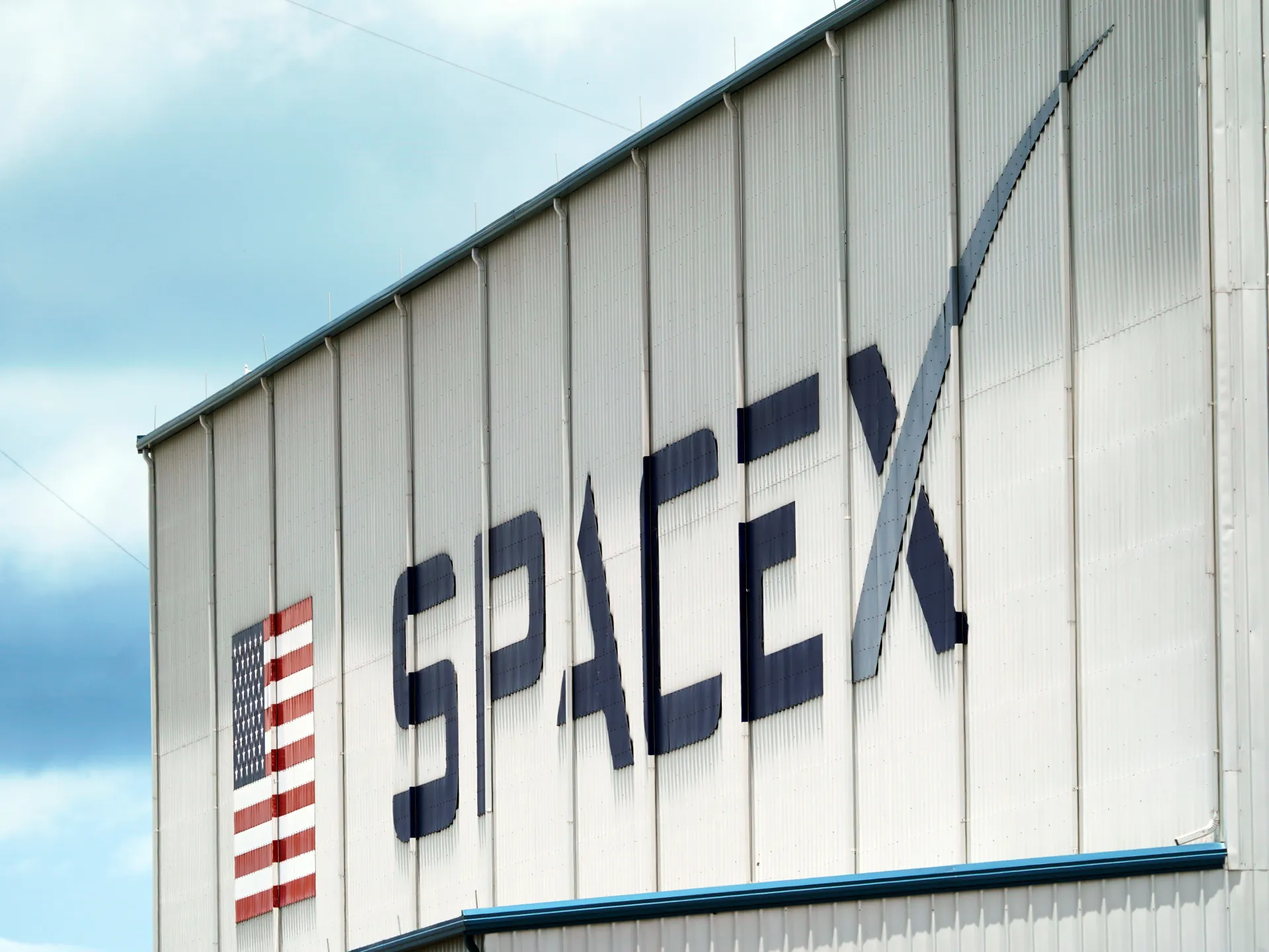 SpaceX backs Anthropic with data centre deal amidst Musk’s OpenAI lawsuit