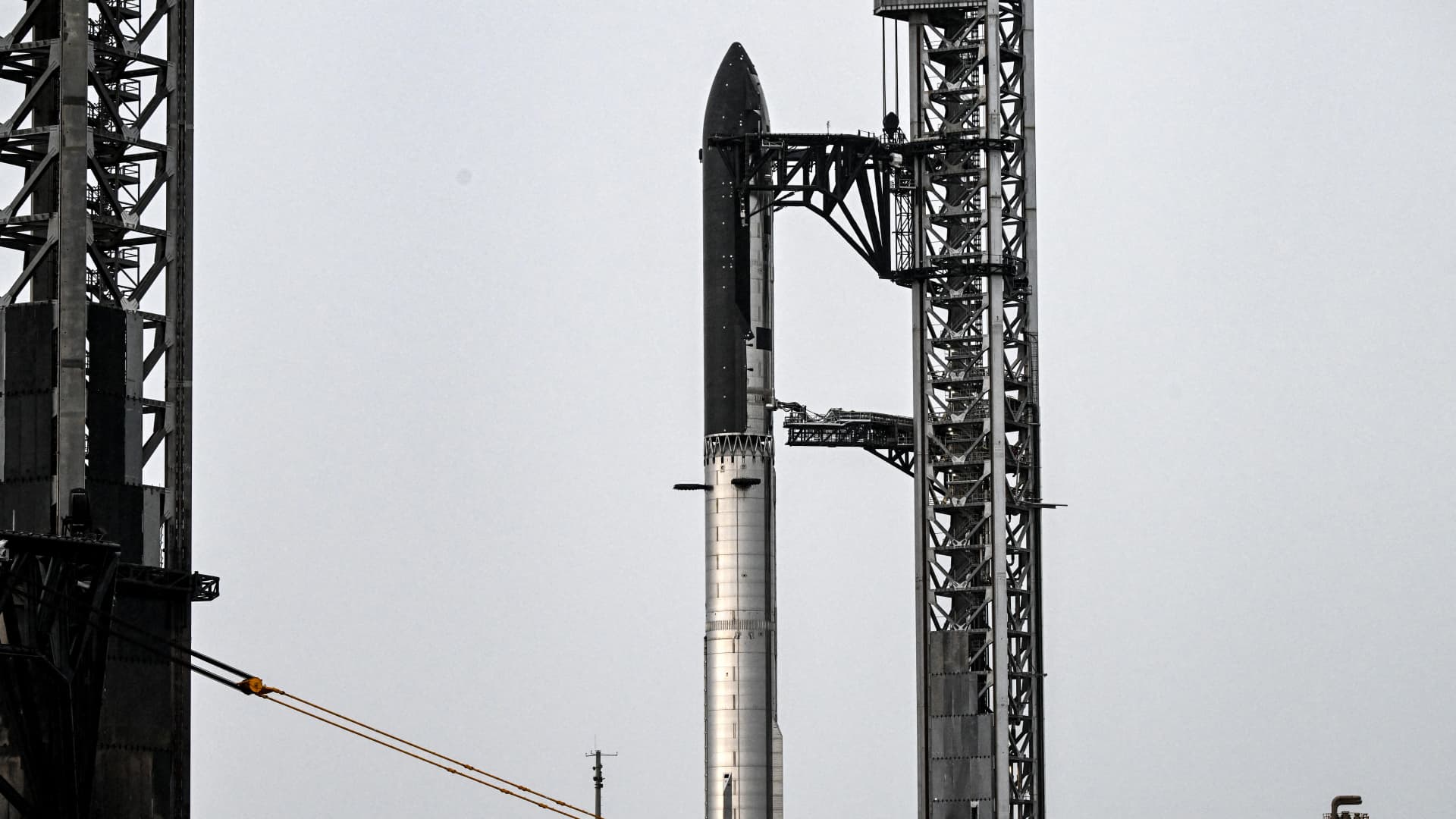 SpaceX scrubs test flight of massive Starship rocket, will retry Friday