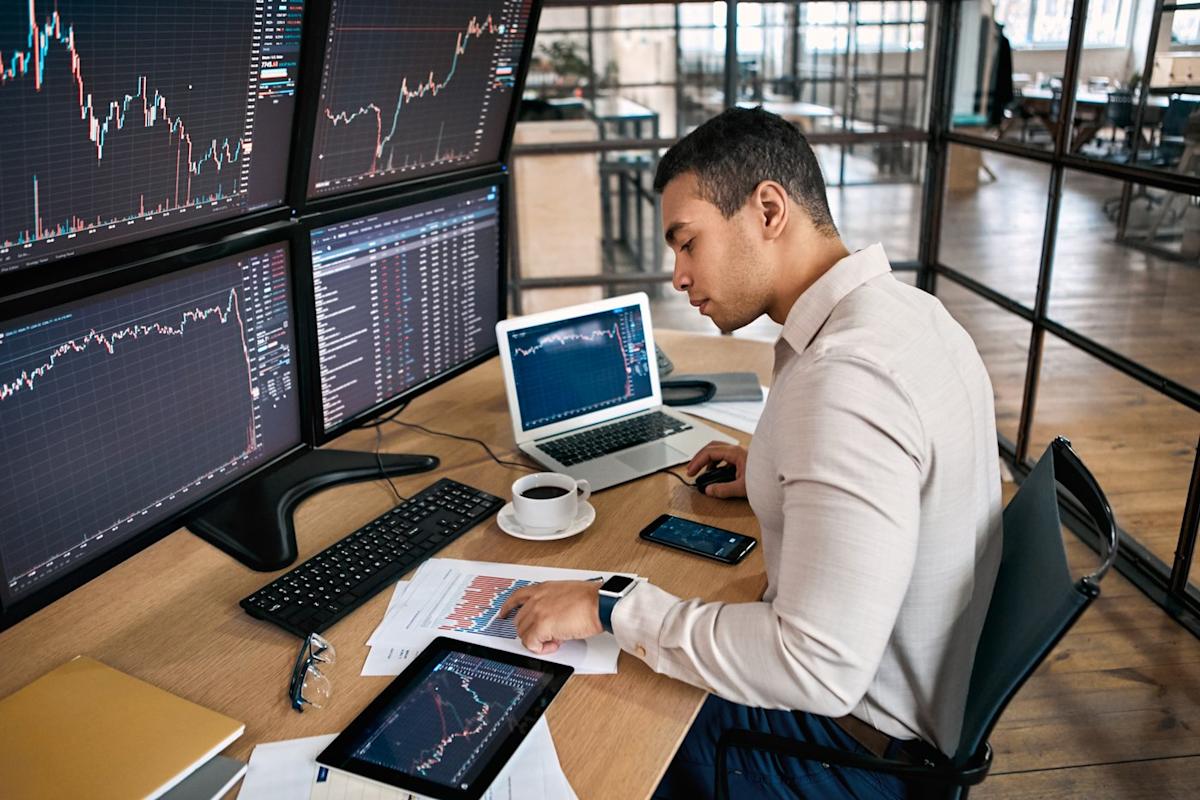 Stop Checking Your Portfolio Every Day: Here Is What That Could Cost You
