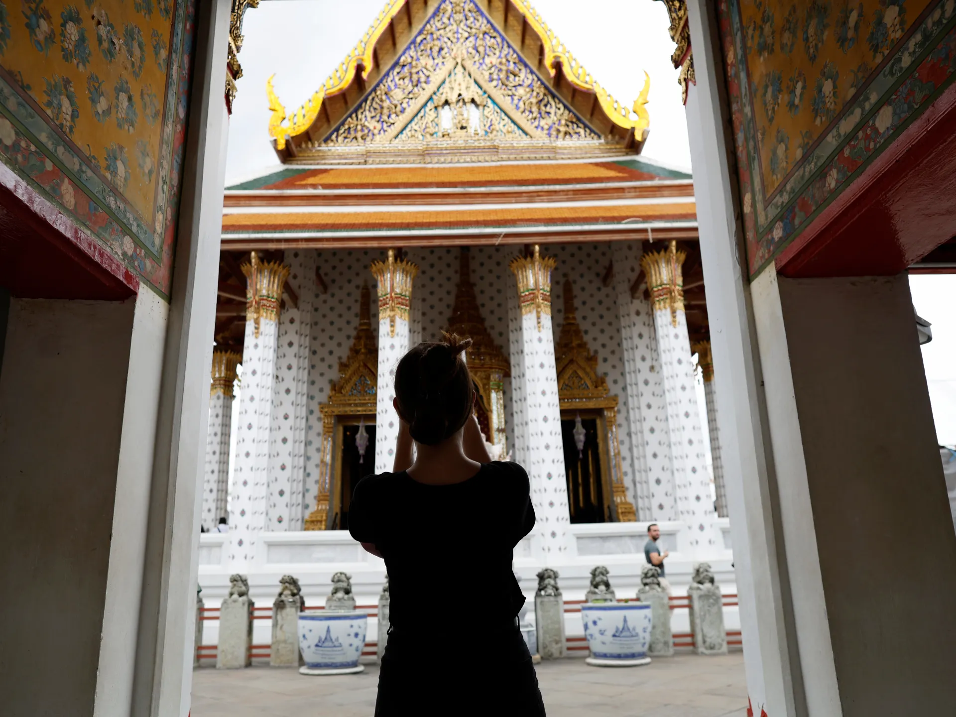 Thailand to slash tourist visa-free stays